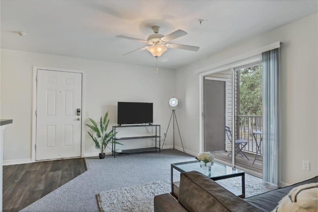 Appartement Scenic And Vibrant 1Br With Balcony Gym Pool à Bradenton Extérieur photo