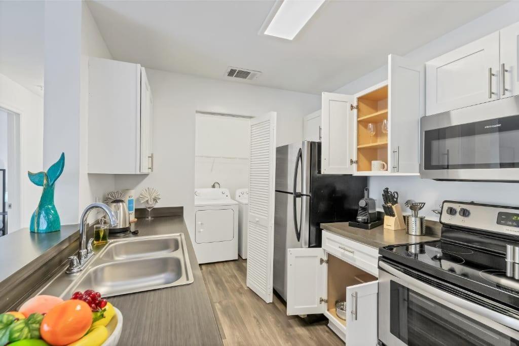 Appartement Scenic And Vibrant 1Br With Balcony Gym Pool à Bradenton Extérieur photo